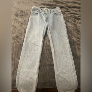 Abercrombie & Fitch Women's Light Blue “The 90’s Straight Ultra High Rise” Jeans